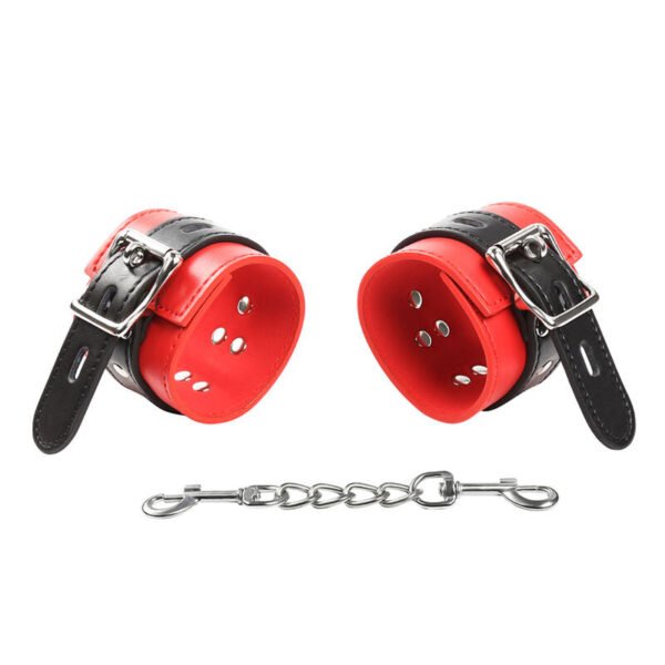 OHMAMA FETISH LOCKING BUCKLING WRIST RESTRAINTS